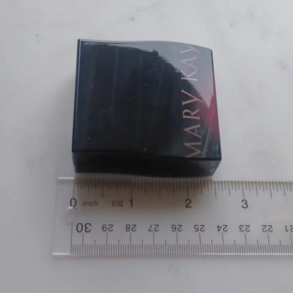 Mary Kay Mini Compact Empty - Picture 10 of 13